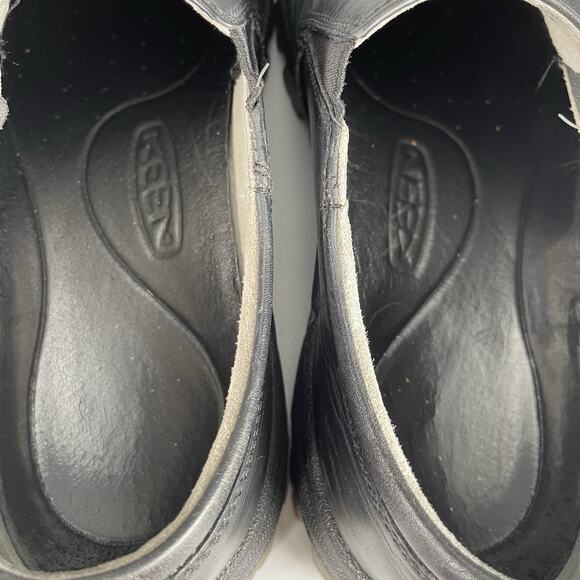 Keen Austin Men’s 10 Black Leather Casual Slip On Hiking Outdoor Shoes Comfort - Picture 8 of 9